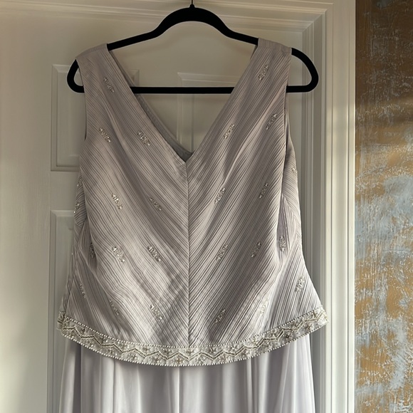 Grey Dress - Picture 6 of 8